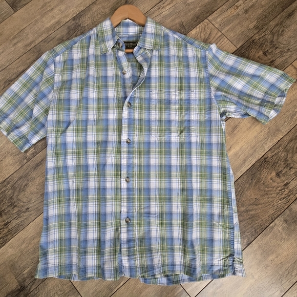 Eddie Bauer Men's Medium Blue and Green Plaid Button Up Shirt 100% Cotton - Picture 3 of 9